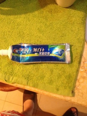 佳潔士炫白+茉莉茶爽牙膏 日常清潔與溫和體驗(yàn)的平衡之選